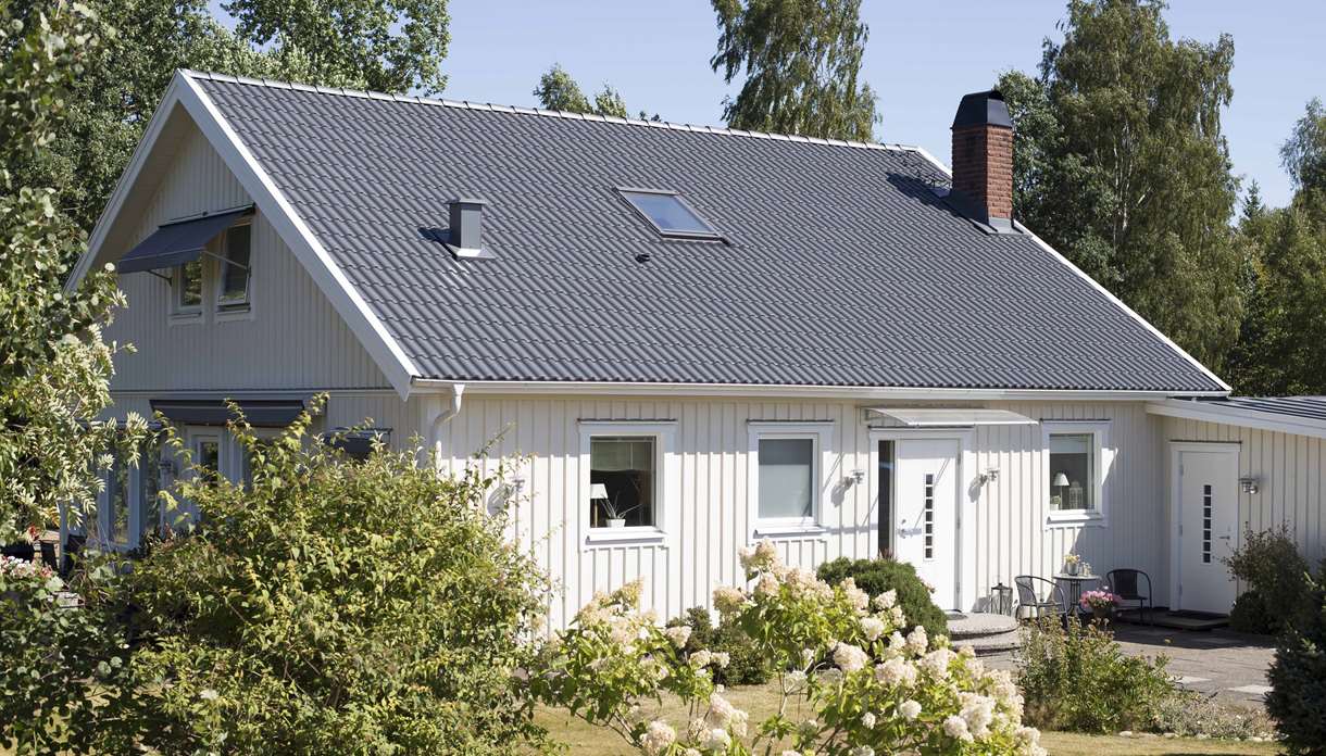 Kontakta oss för en kostnadsfri offert på takrenovering